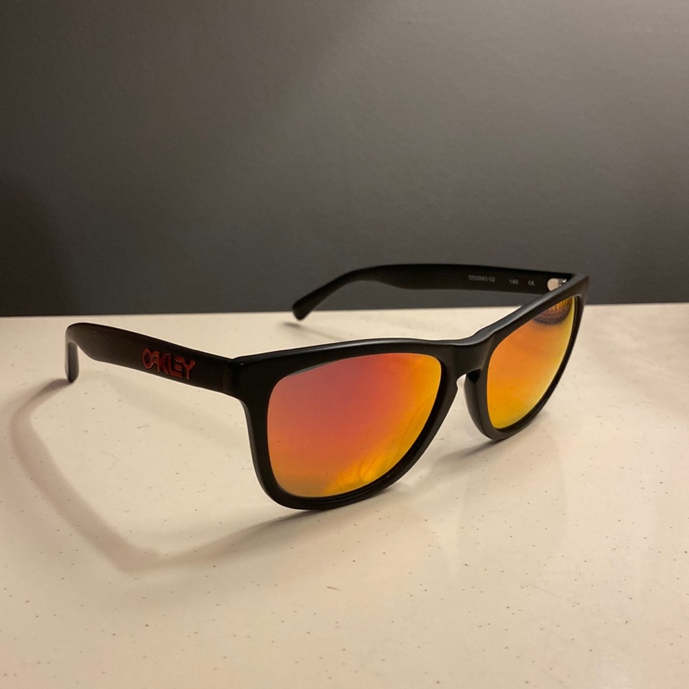 Oakley Frogskins LX Sunglasses